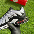 Nike Air Max Plus “Black Metallic Silver”