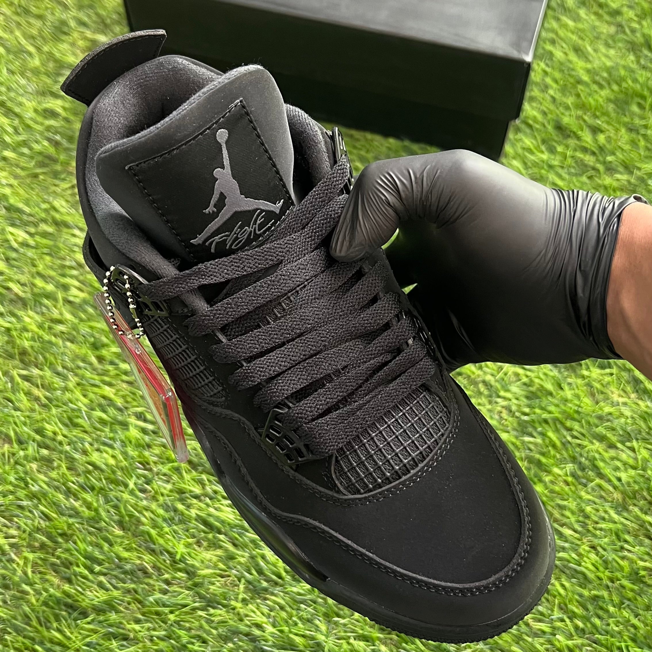 Air Jordan 4 Retro “Black Cat”