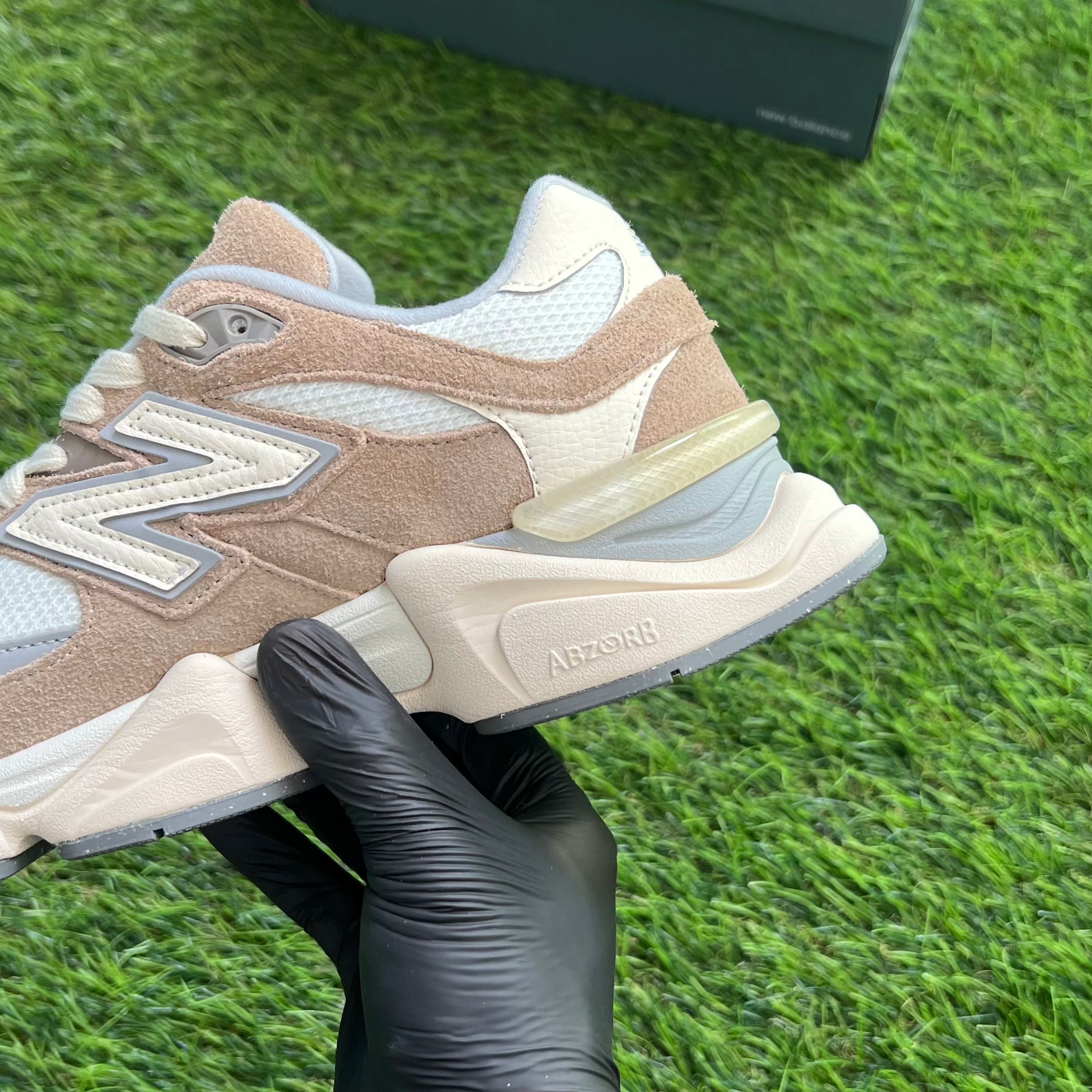New Balance 9060 “Driftwood”